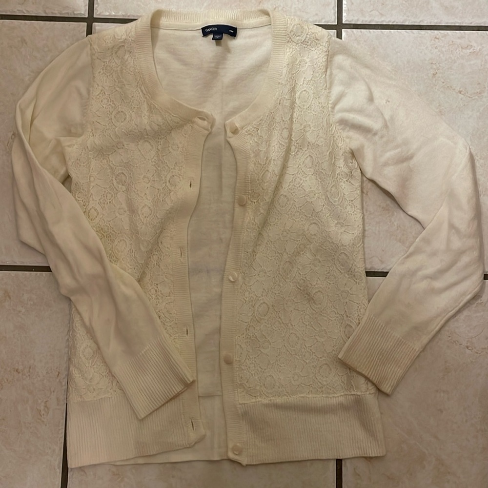 🩷 Gap kids lace front cream sweater